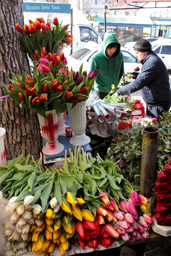 Women's day_Tulip sellers